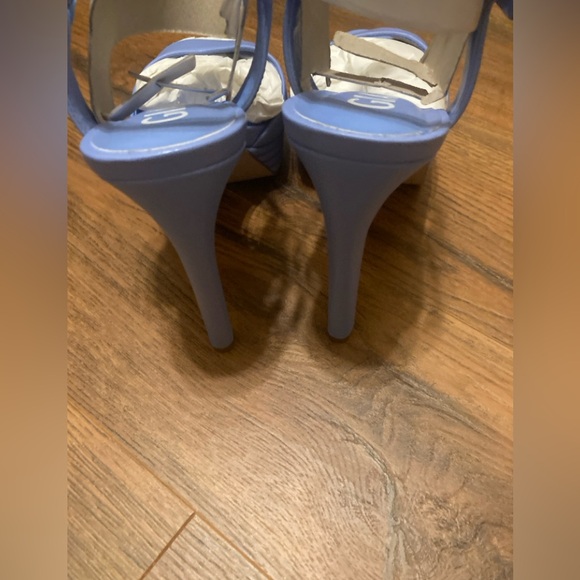 Gianni Bini blue high heels NWT NIB - Picture 14 of 16